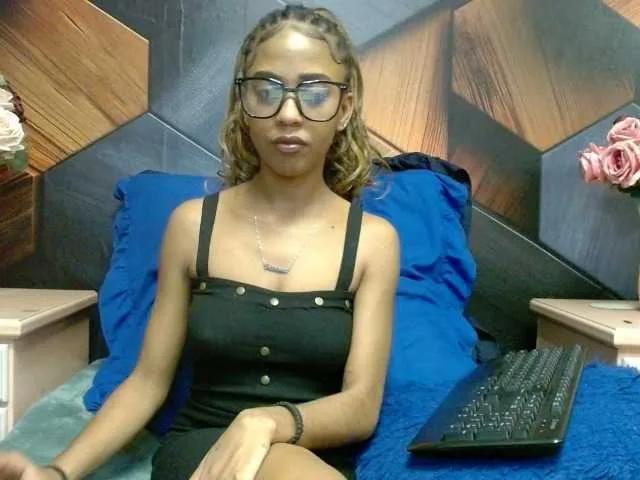 LilMisDiva on BongaCams 