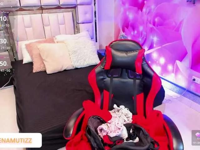 Yelena-mutiz's avatar