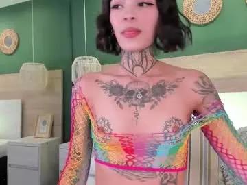 aa_lunit on Chaturbate 