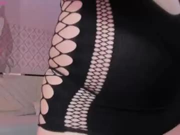 christy_teigen's avatar