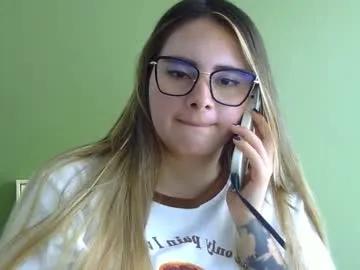 gabriela_miller_2 — tease boobs covering my nipples 5 minutes [198 tokens remaining] #petite #french #latina #nonude #blonde