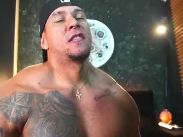 massimowalton2 on Chaturbate 