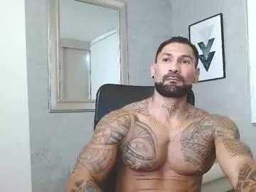 rogers_p — turn me on and make me CUM! #cum #muscle #smoking #bigdick #master [0 tokens remaining]