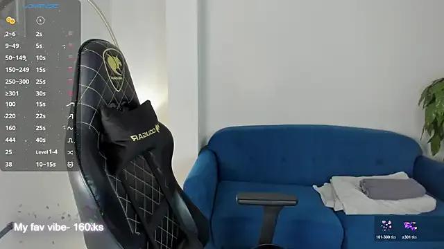 Barbie_Lis — take off my Leggins