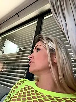 Bella-Tight — win all my clips