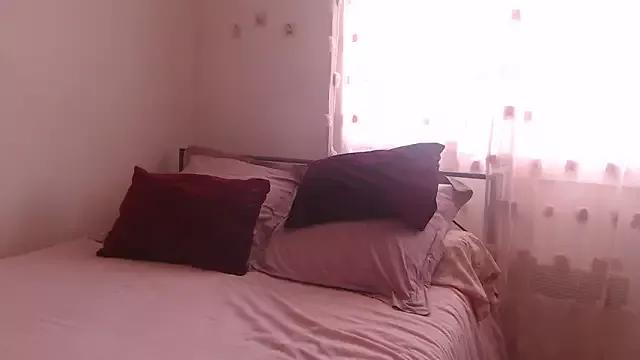 BELLAMORGANE1 on StripChat 