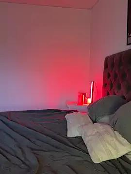 EllaMae — Last Tipp wins mistery video