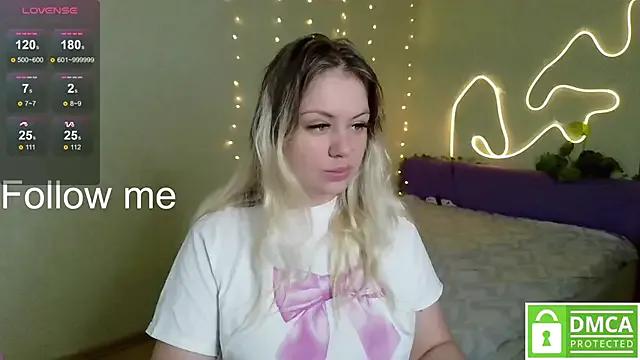 elven_dreams_ on StripChat 