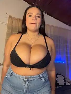 Isabella_boobd — oil on tits 