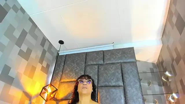 Jenni_Zeller on StripChat 