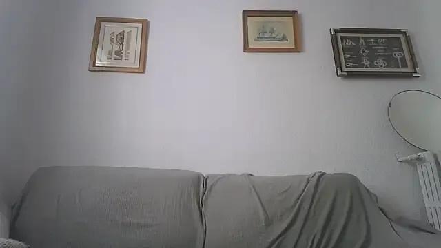 Kitty5348 on StripChat 