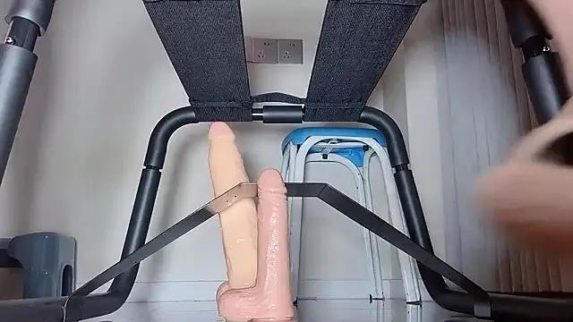 Krismil3 —  domi slide into pussy