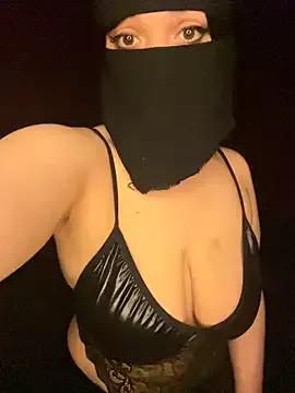 RooVaaN-Xx on StripChat 