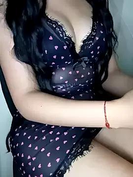 Sahamee on StripChat 