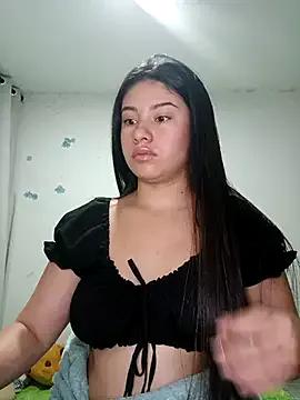 tara20_ on StripChat 