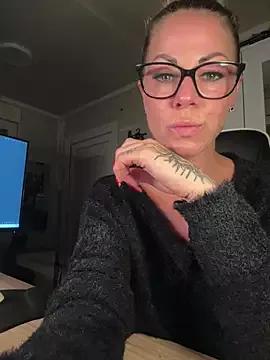 Tatjana_Sue on StripChat 