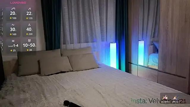 Velvetnoir21 — Nude pussy+oliling ass+twerk