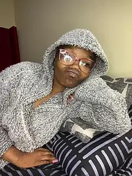 YummyMelanin117 on StripChat 